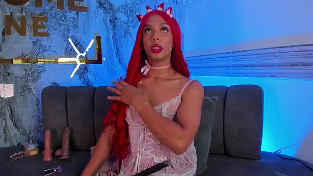 Adonis_hot élő XXX-chatje