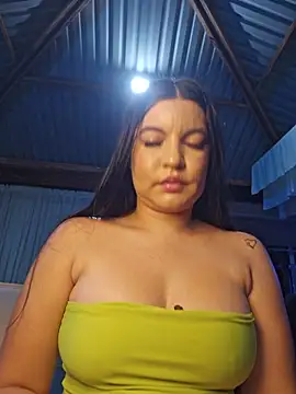 Pretty_Julieta – Live XXX-chat