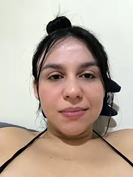 Daniela-rosee Chat XXX in diretta