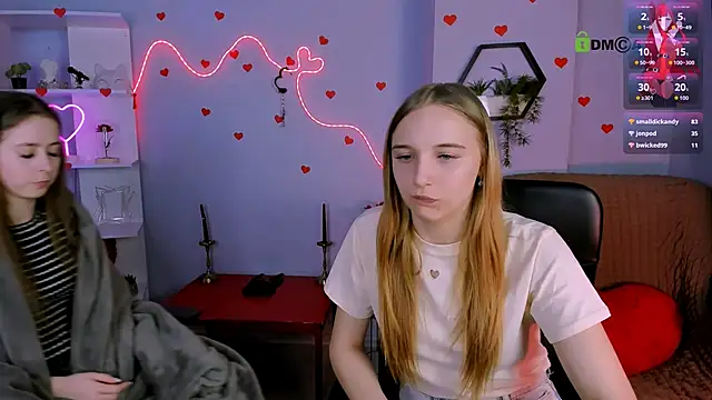 rebecca_smile live XXX chat