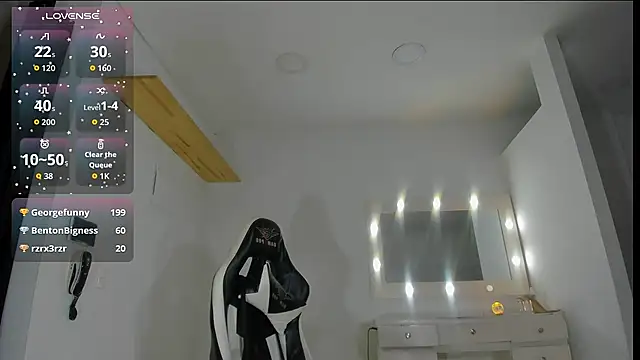 Thaliana_Jaramillo Adlı Modelin Web Kamerası Şovu