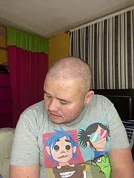 Sexyseductor Adlı Modelin Canlı XXX Sohbeti