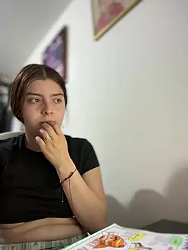 Cloew_Marz Chat XXX in diretta