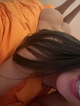 soykittyy444 Adlı Modelin Web Kamerası Şovu