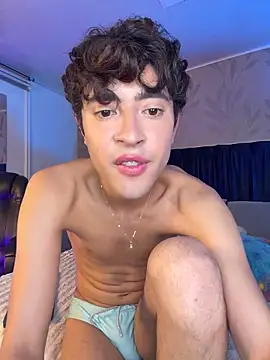 MatthewMoore_ Adlı Modelin Canlı XXX Sohbeti