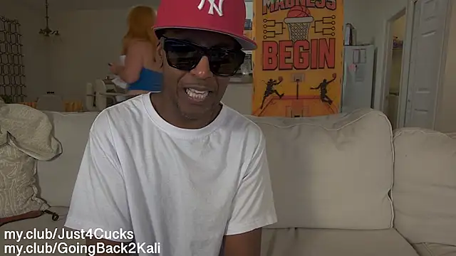 boomboomr00m's Webcam Show