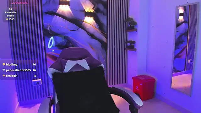 chloe_jacksonn's Live XXX Chat