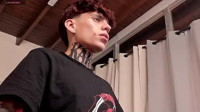 Angelcumm_ Live XXX-chat