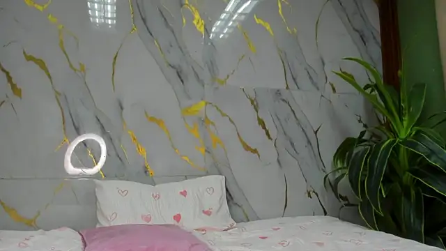 Pokazy przed kamerką – Amanda_Rossi