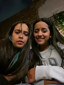 Annie_Alicee Adlı Modelin Canlı XXX Sohbeti