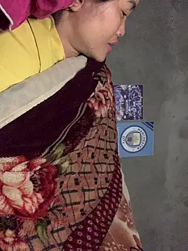 ten-girl-2k5 即時 XXX 聊天