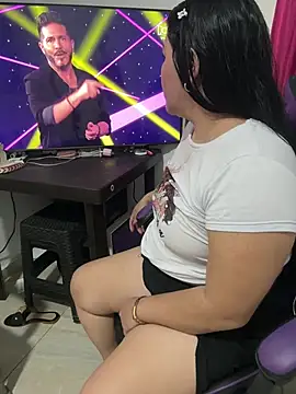 Lovelipsbig's Live XXX Chat