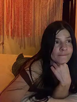 Estefani_32 লাইভ XXX চ্যাট
