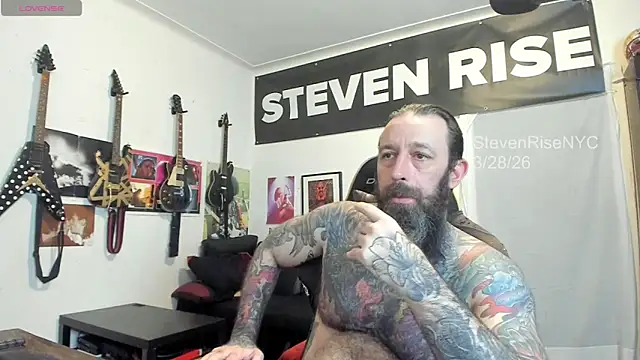 StevenRiseNYC: διαδικτυακό σόου στην κάμερα