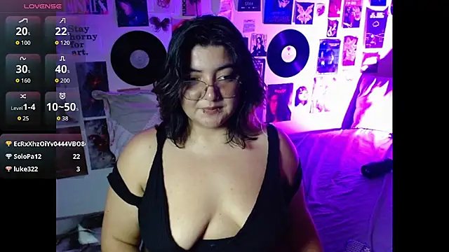 Roxy_f_w's Live XXX Chat