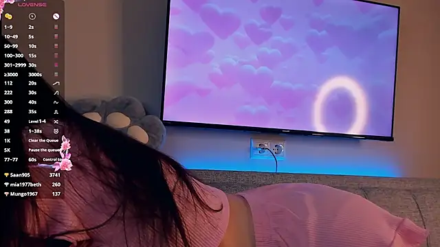 دردشة MirnaTellado الجنسية المباشرة