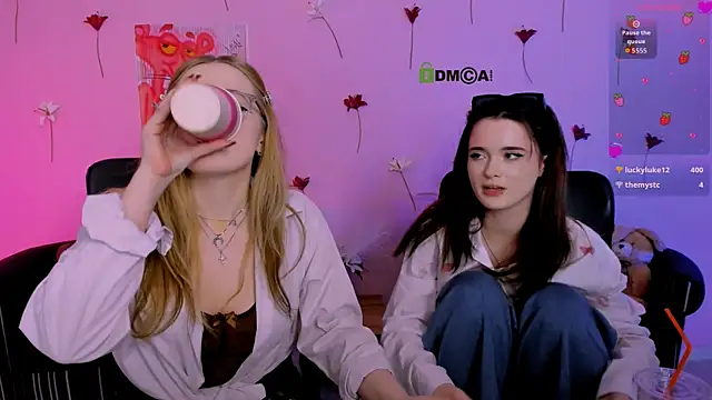 liana_kisses Chat XXX live