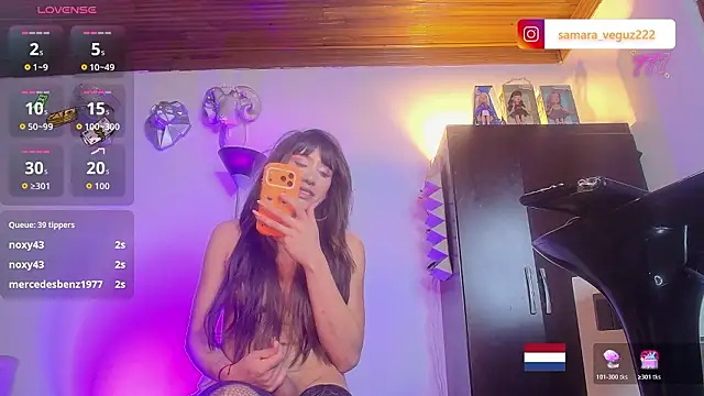 samara_veguz222's Webcam Show
