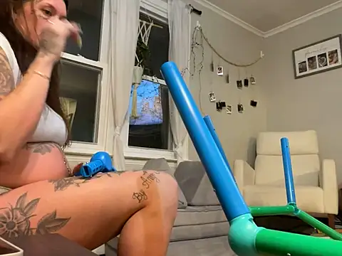 Pokazy przed kamerką – lexymarie