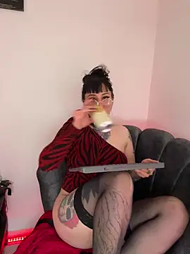 Chat XXX ao vivo de Ravenna666_