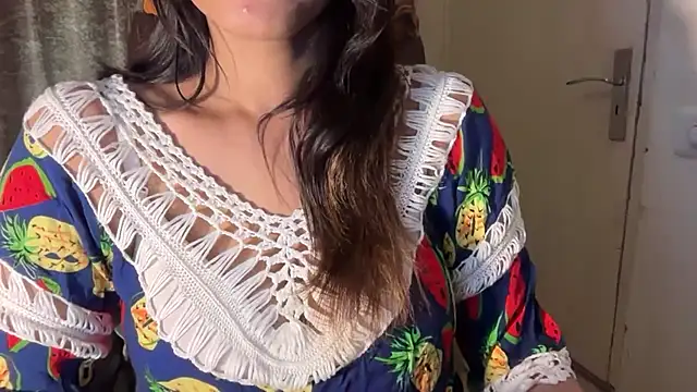 Cupid_of_Hearts Adlı Modelin Canlı XXX Sohbeti