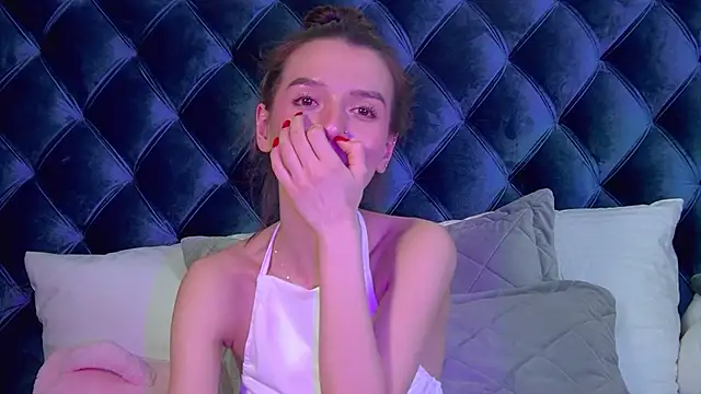 Chat +18 de VanessaVienne ao vivo