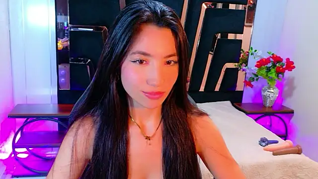 MiaLovelyn Webcam show