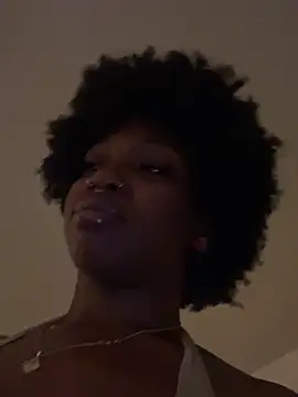 Chat +18 de mochamimi ao vivo