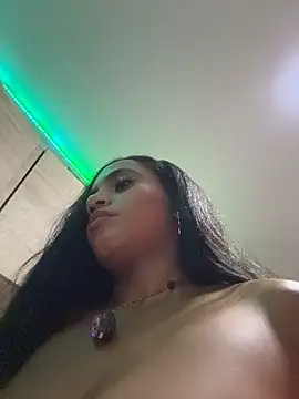 AlisonHoot69's Live XXX Chat