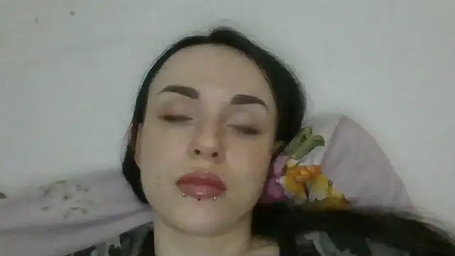 Trinsy_Love's Live XXX Chat