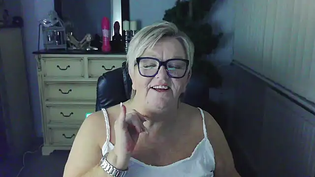 BridgetBlueEyes Live XXX-Chat