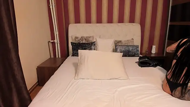 AshxleyPage's Webcam Show