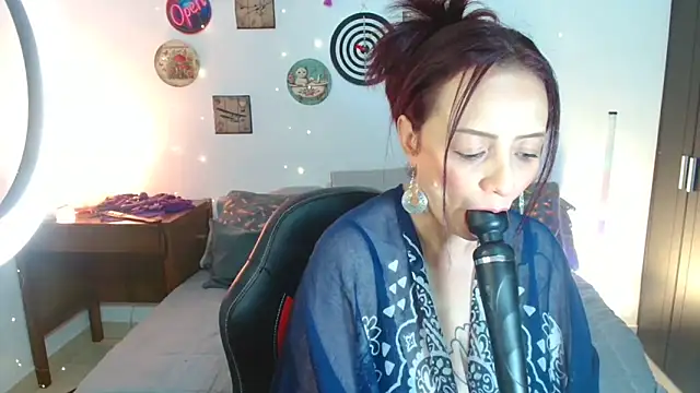 Živý XXX chat Catamilf77