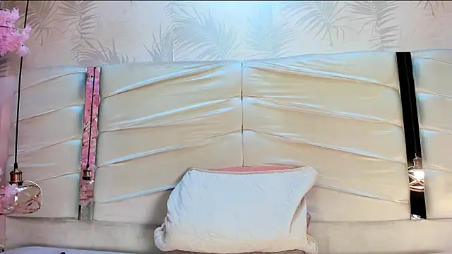 CatarinaMayer_'s Live XXX Chat