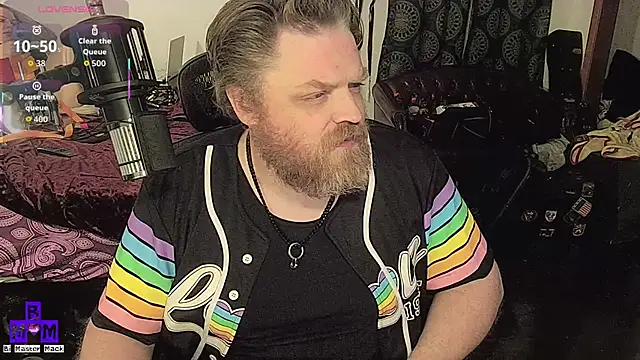 Bi_Master_Mack 即時 XXX 聊天