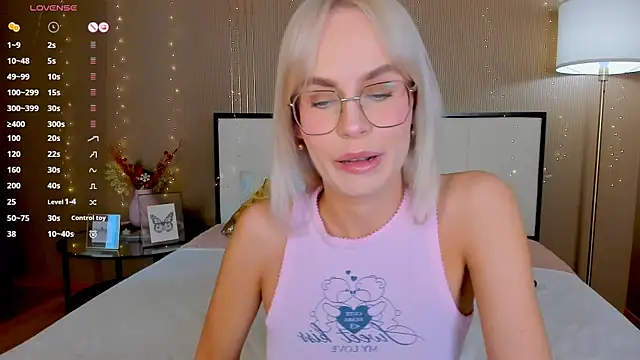 bellatip's Live XXX Chat