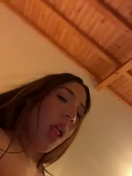 vellaahn Live XXX chat