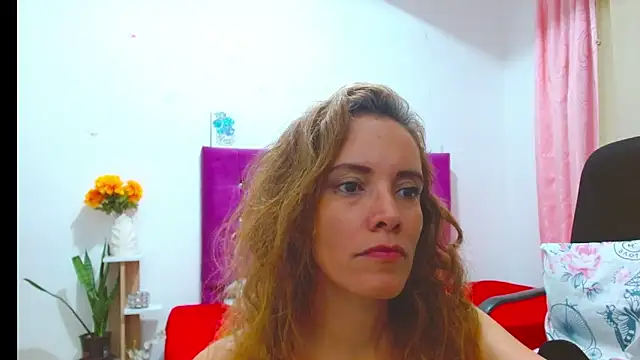 chantalsemenova1 élő XXX-chatje