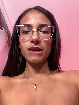 elegant__rouse élő XXX-chatje