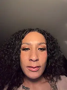 FerrariFrench Live XXX-chat