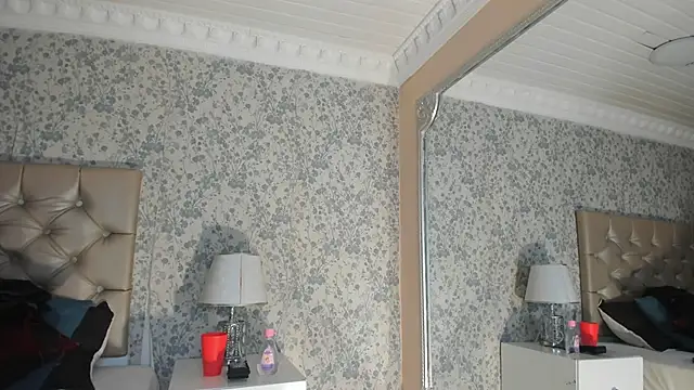 NoaahTylor's Live XXX Chat