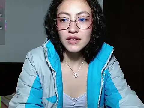 Онлайн чат XXX Amitlu_