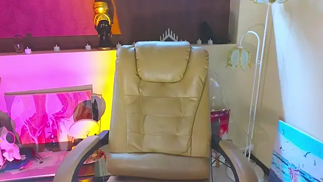 Malika_uAngel élő XXX-chatje