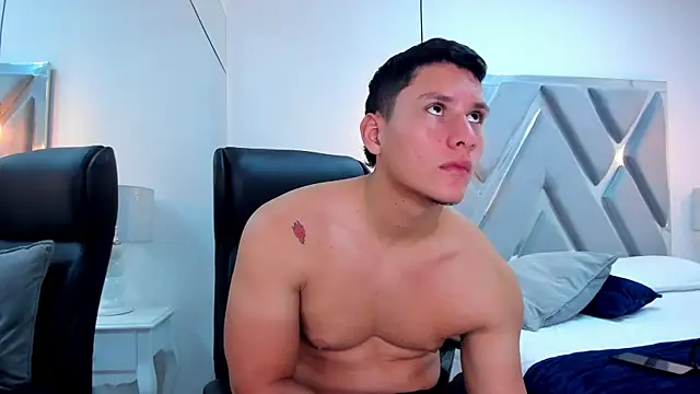 Chriss_Diamond: απευθείας συνομιλία ΧΧΧ