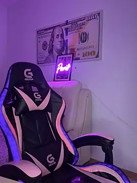 KemberlyEll 웹캠 쇼