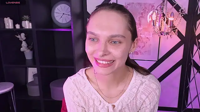 Chat +18 de ChloeSunny ao vivo