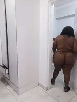 Chatroom XXX en direct de CuteHoney92