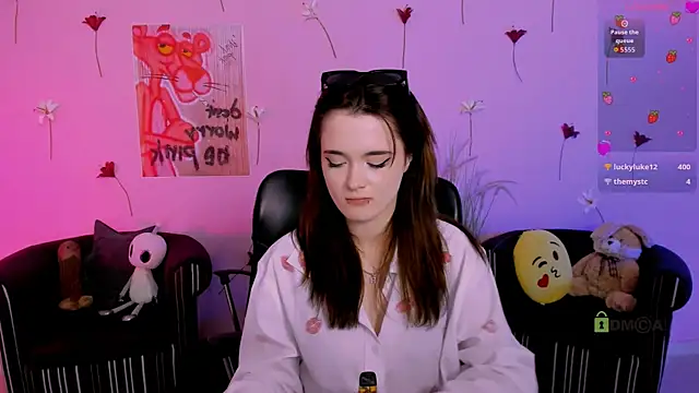 Show modela liana_kisses na web-kameri