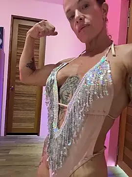 Chat +18 de mommyselenafit_ ao vivo