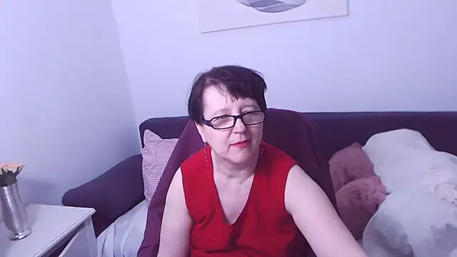 ChristaRose: онлайн-секс-чат